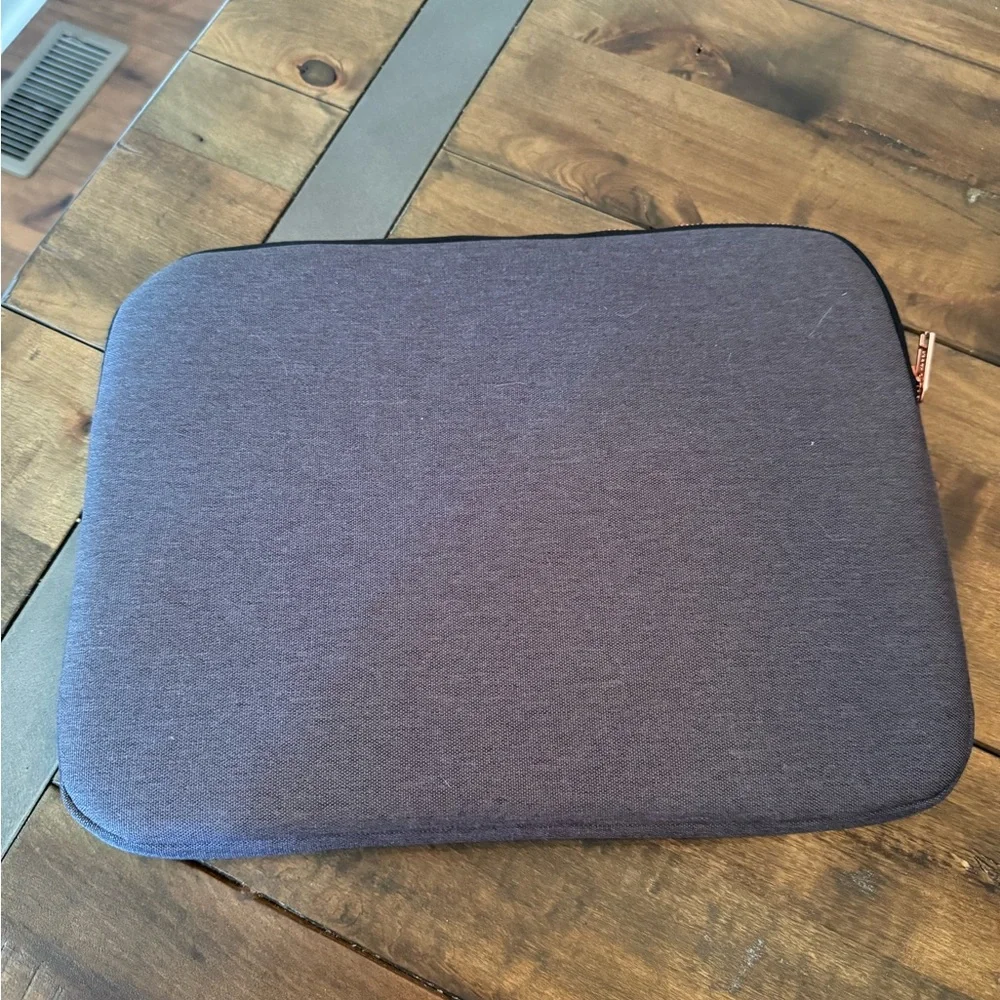 Speck Laptop Case!
